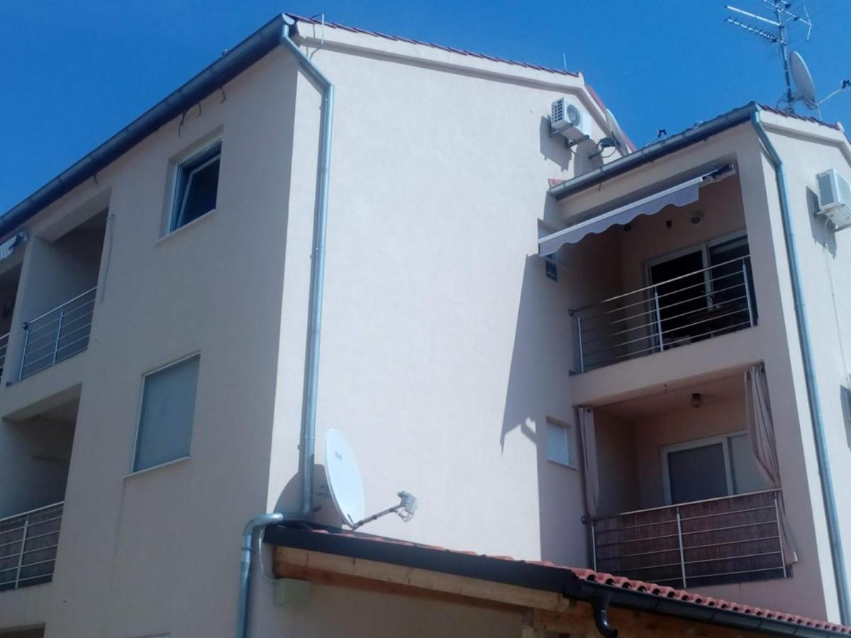 Gallery Apartman Nada زابوريتش المظهر الخارجي الصورة